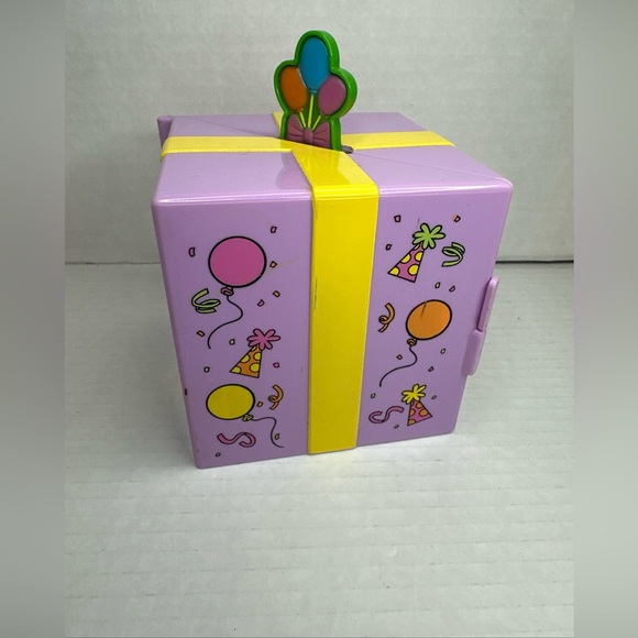 2003 Mattel Dora the Explorer toy figure or cake topper plastic Birthday box - Picture 11 of 15